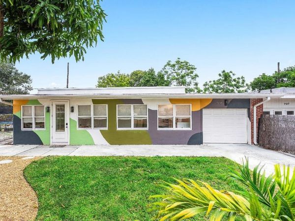 709 SW 9th Court, Delray Beach, FL 33444