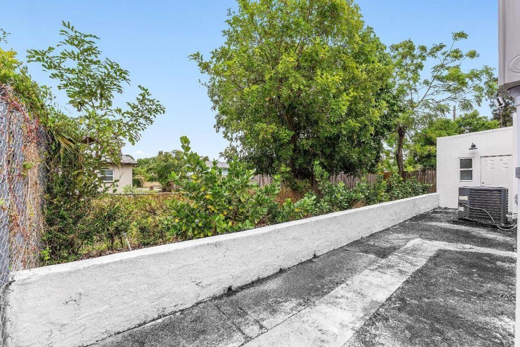 709 SW 9th Court, Delray Beach, FL 33444 Photo