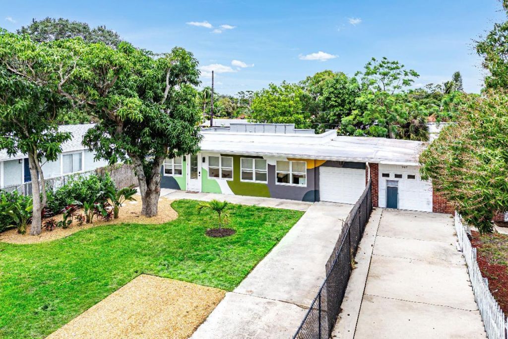 709 SW 9th Court, Delray Beach, FL 33444 Photo