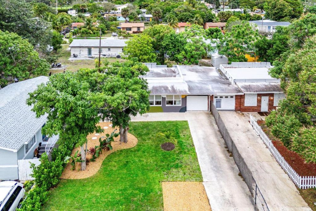 709 SW 9th Court, Delray Beach, FL 33444 Photo