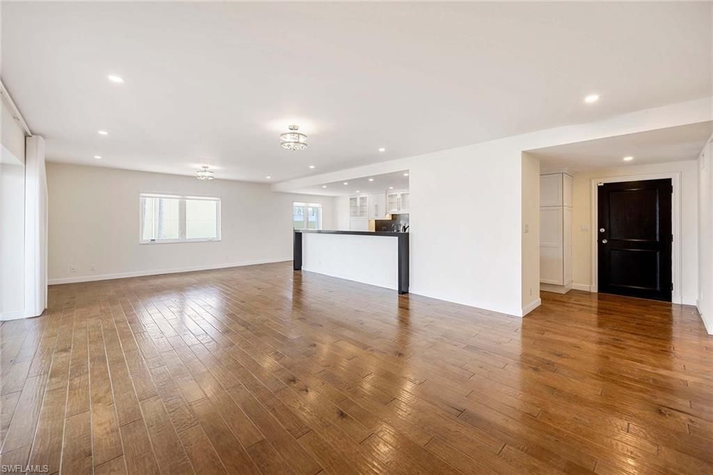 1325 7th St S, Unit 2B, Naples, FL 34102 Photo