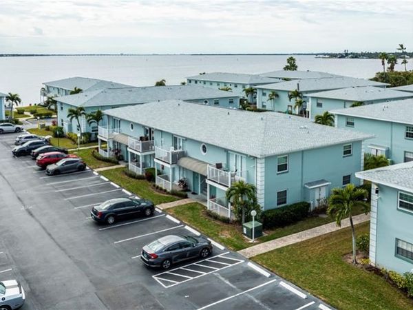 3324 N Key DR , Unit 8, NORTH FORT MYERS, FL 33903