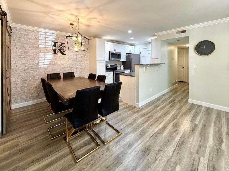 5412 Cedar Springs, Unit 5412A, Columbus, OH 43228 Photo 6