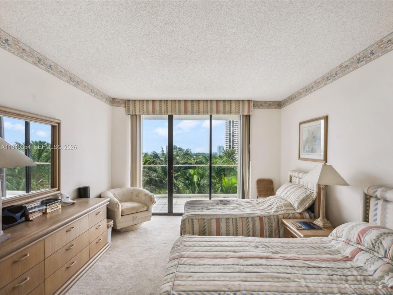 2800 Island Blvd, Unit 702, Aventura, FL 33160 Photo