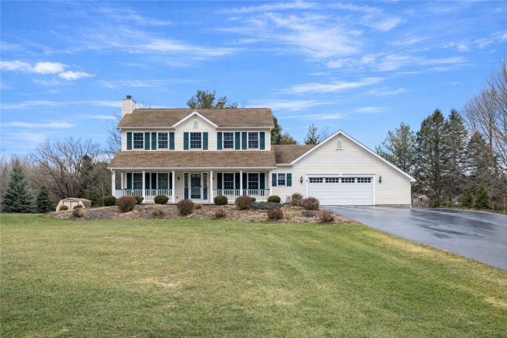 9 Knollwood Drive, Churchville, NY 14428 Main Photo