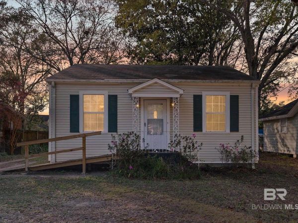 260 Westwood Street, Mobile, AL 36606