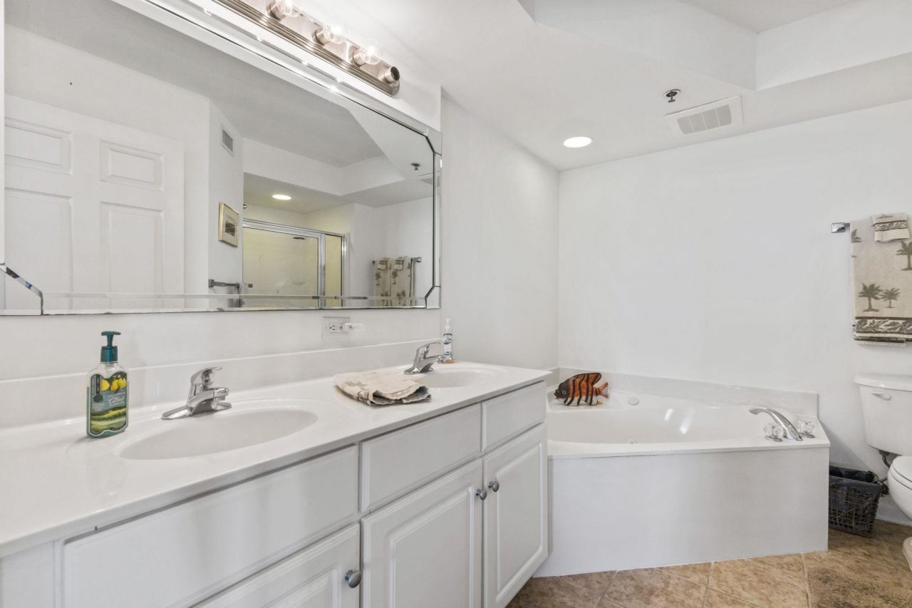 5310 N Ocean Blvd. Photo 25