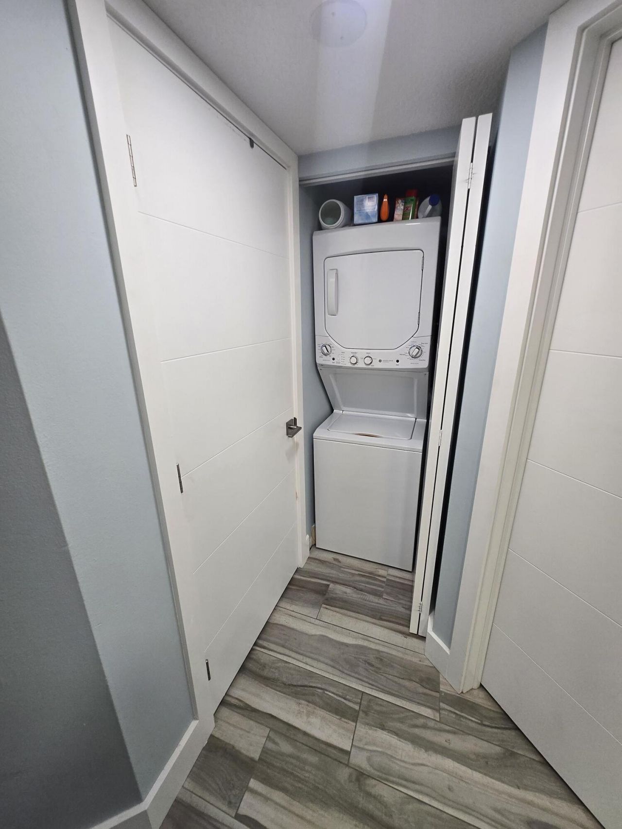 1105 Lake Shore Drive, Unit 102, Lake Park, FL 33403 Photo