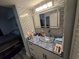 1105 Lake Shore Drive, Unit 102, Lake Park, FL 33403 Photo