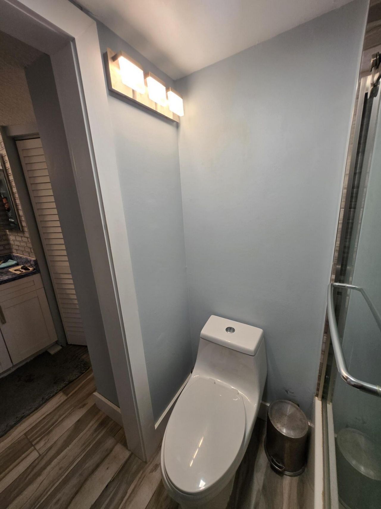 1105 Lake Shore Drive, Unit 102, Lake Park, FL 33403 Photo