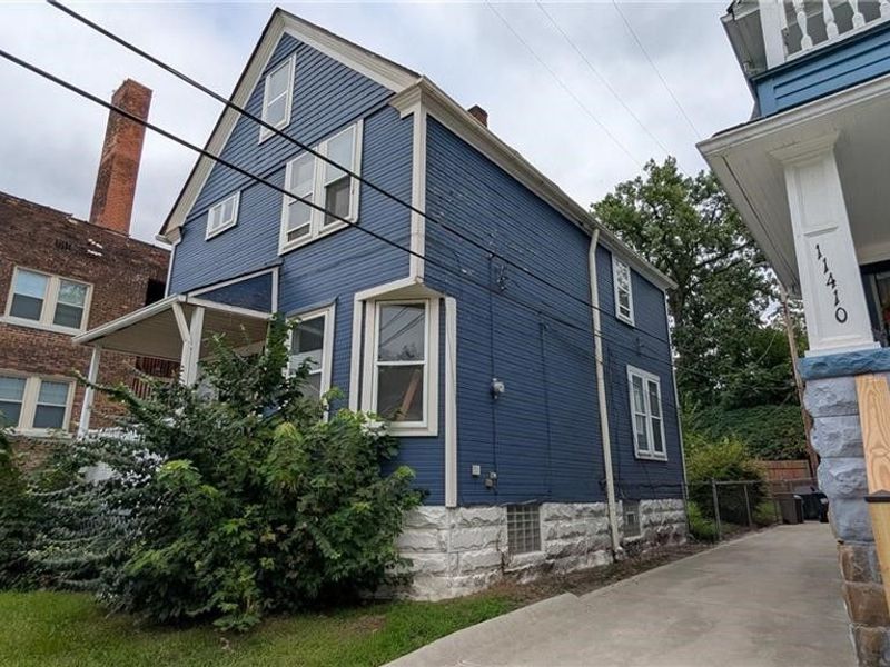 11412 Itasca Avenue, Cleveland, OH 44106 Photo 2