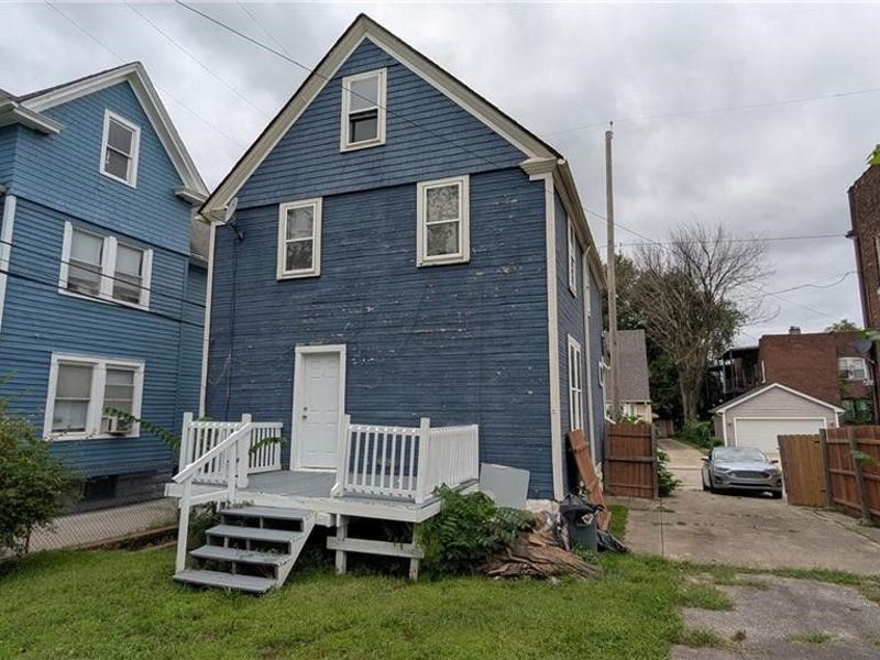 11412 Itasca Avenue, Cleveland, OH 44106 Photo 4