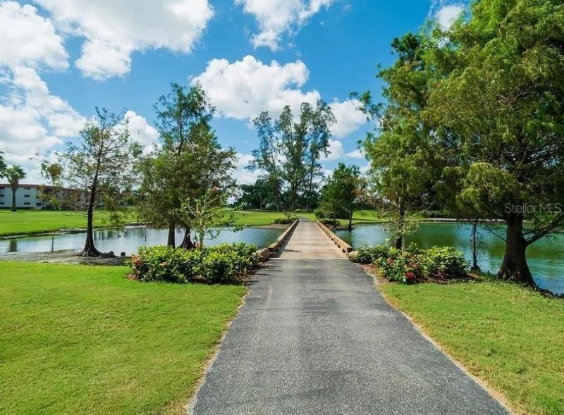 8901 S Hollybrook Blvd, Unit 304, Pembroke Pines, FL 33025 Photo