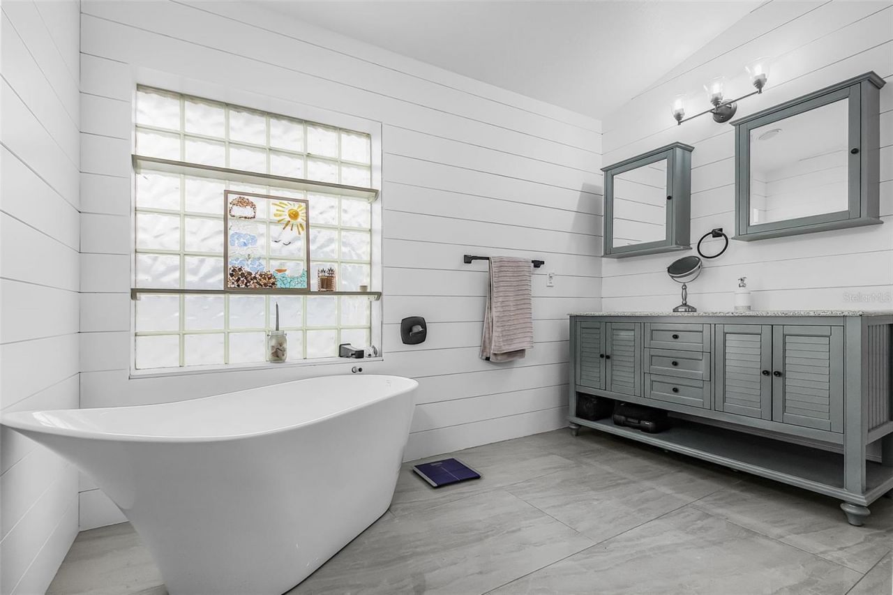 211 SW 47th Street, Cape Coral, FL 33914 Photo