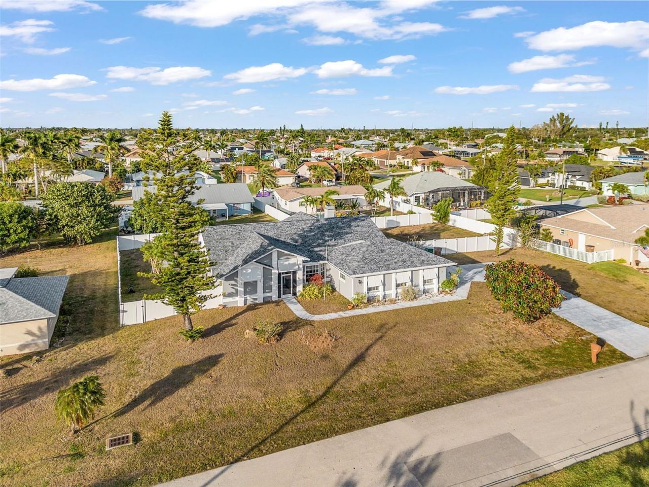 211 SW 47th Street, Cape Coral, FL 33914 Photo