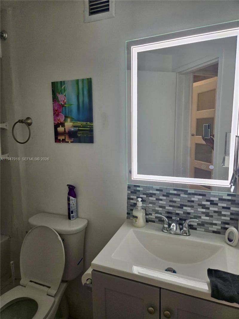 801 Brickell Bay Dr, Unit 764, Miami, FL 33131 Photo