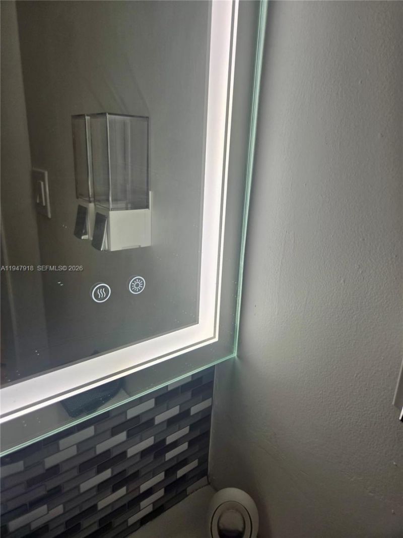 801 Brickell Bay Dr, Unit 764, Miami, FL 33131 Photo