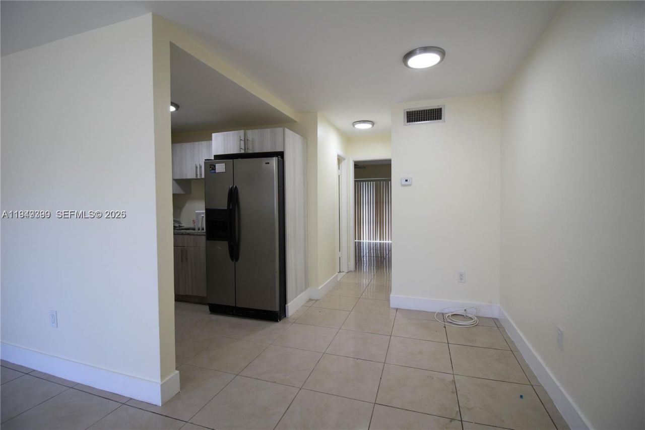 301 NW 177th St, Unit 107, Miami Gardens, FL 33169 Photo
