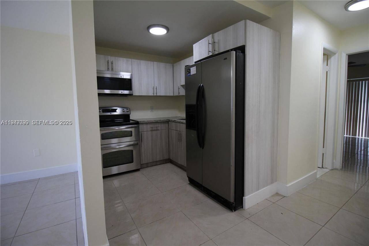 301 NW 177th St, Unit 107, Miami Gardens, FL 33169 Photo
