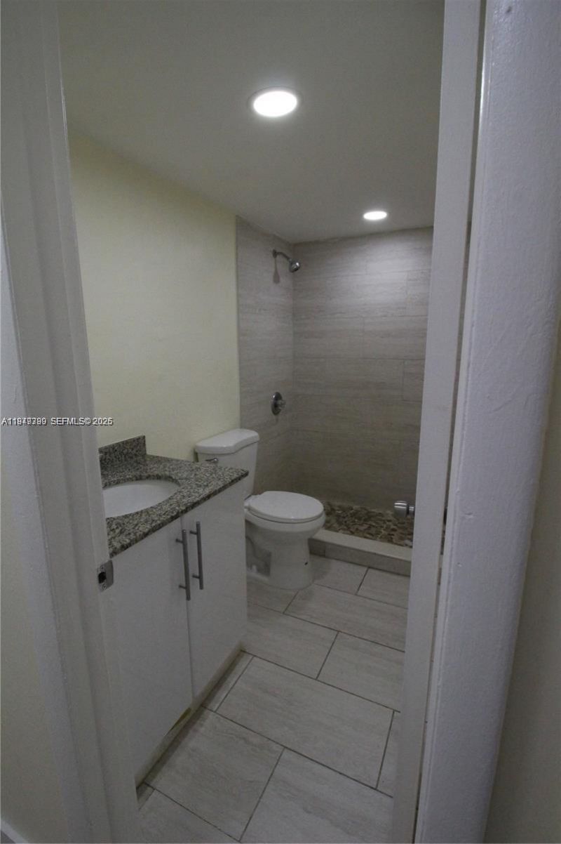 301 NW 177th St, Unit 107, Miami Gardens, FL 33169 Photo