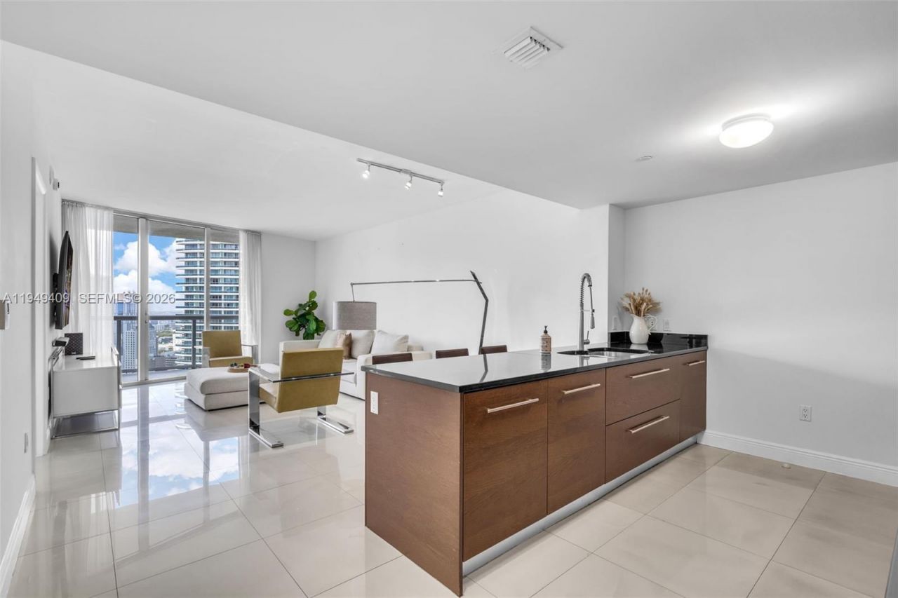465 Brickell Ave, Unit 4006, Miami, FL 33131 Photo