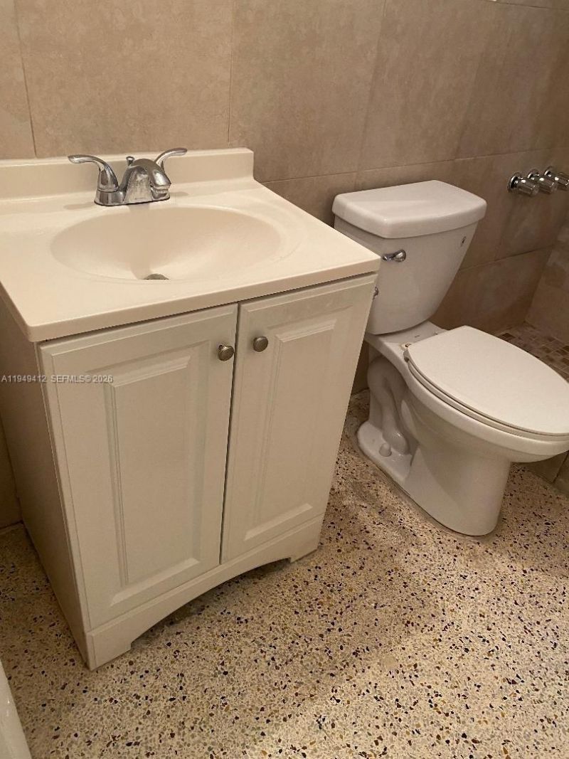 626 NE 61st St, Unit 5, Miami, FL 33137 Photo