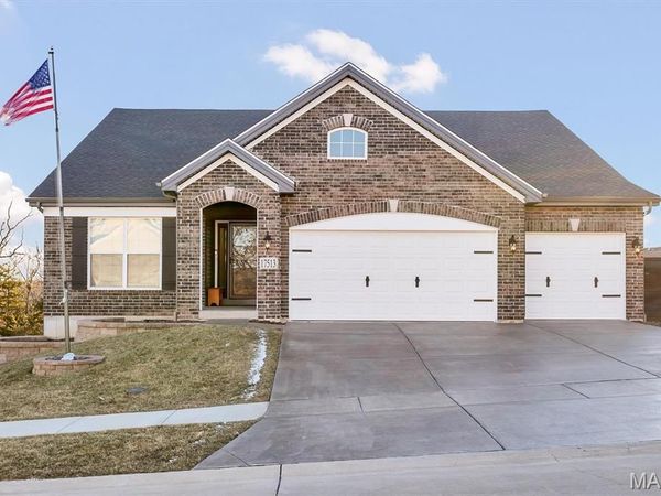 17513 Wyman Ridge Drive, Eureka, MO 63025