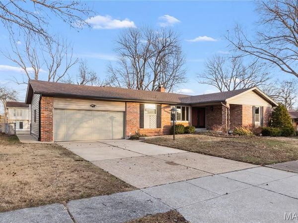 4744 Tonga Drive, Mehlville, MO 63128