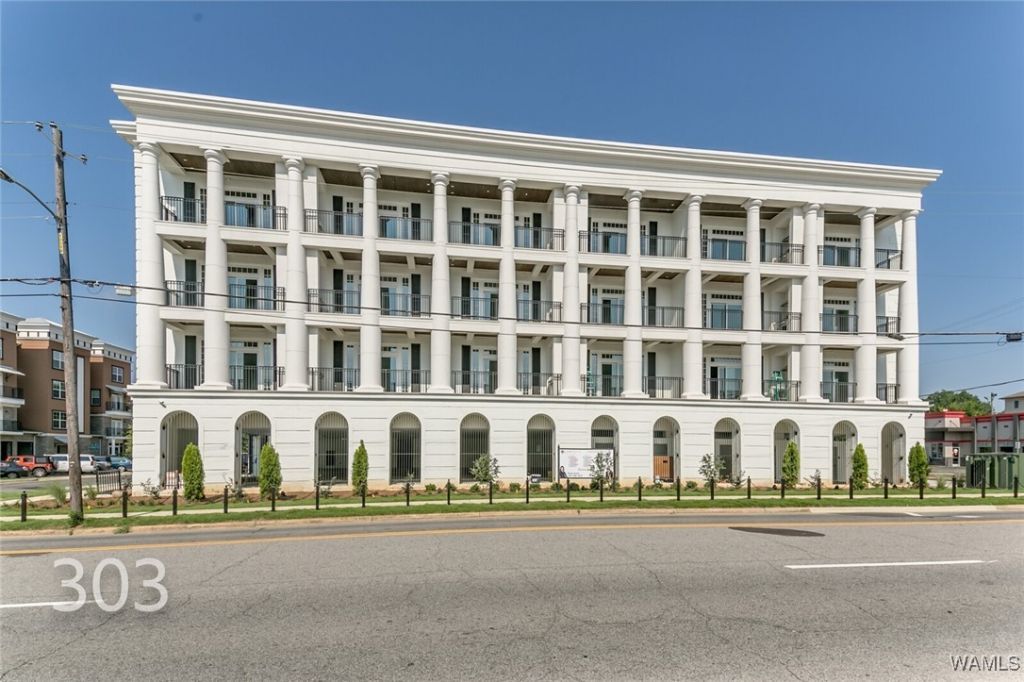 510 13th Street, Unit 303, Tuscaloosa, AL 35401 Main Photo