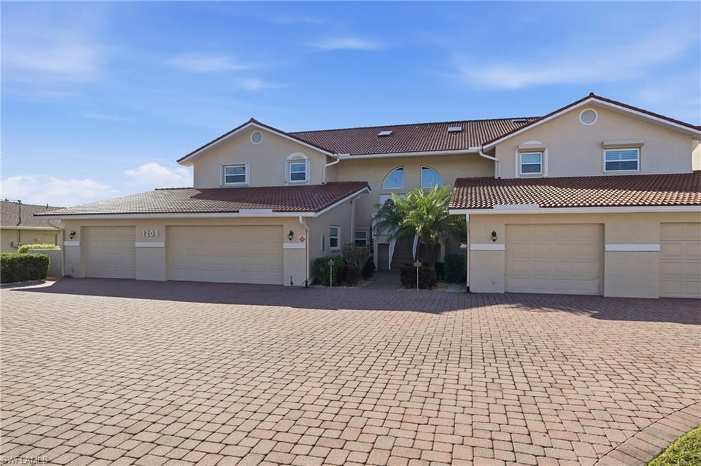 1204 El Dorado Pkwy W, Unit 102, Cape Coral, FL 33914 Photo