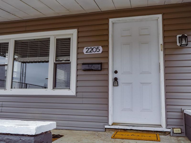 2205 Atwood Terrace, Columbus, OH 43211 Photo 2
