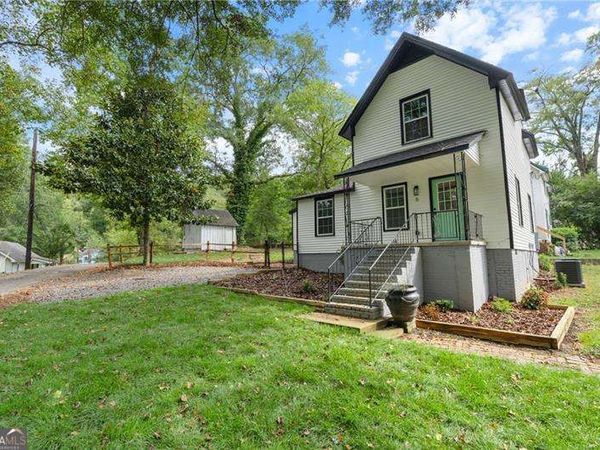 6 Hillside Avenue SE, Lindale, GA 30147