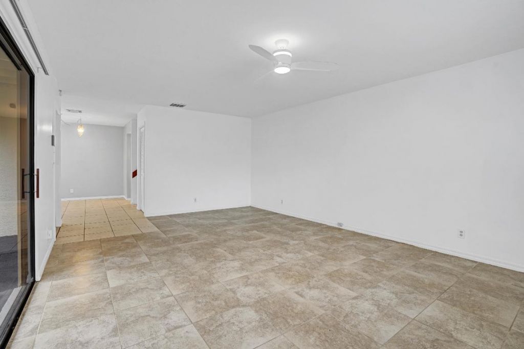 7437 SE Jamestown Terrace, Unit 1304, Hobe Sound, FL 33455 Photo