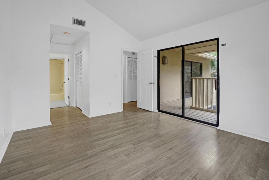 7437 SE Jamestown Terrace, Unit 1304, Hobe Sound, FL 33455 Photo