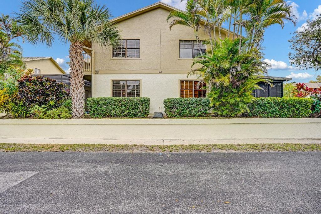 7437 SE Jamestown Terrace, Unit 1304, Hobe Sound, FL 33455 Photo