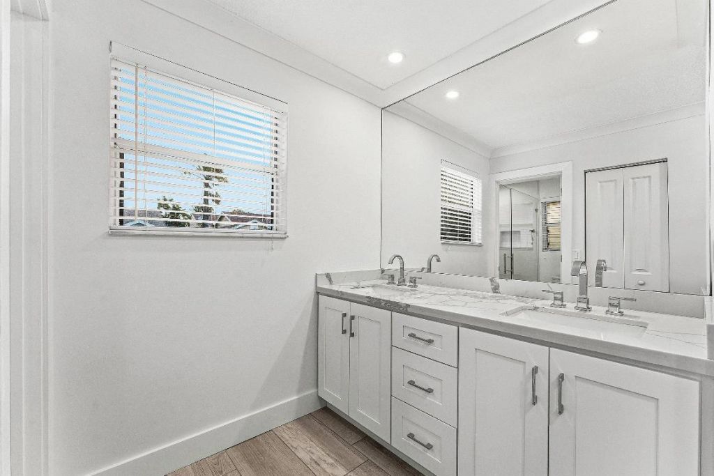 1221 NW 19th Terrace, Delray Beach, FL 33445 Photo