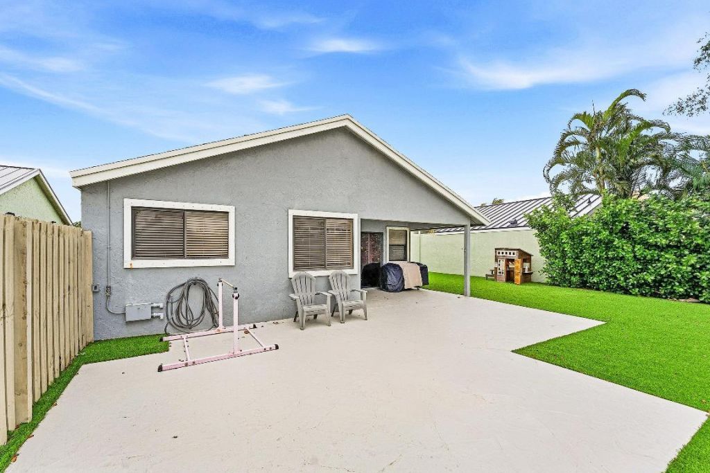 1221 NW 19th Terrace, Delray Beach, FL 33445 Photo