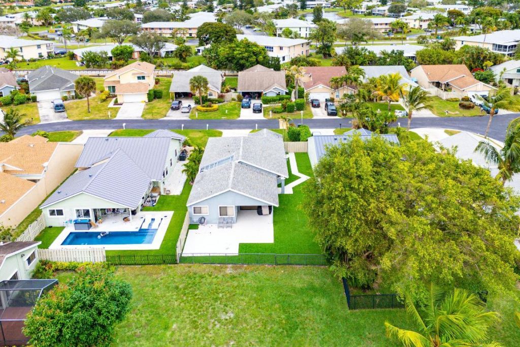 1221 NW 19th Terrace, Delray Beach, FL 33445 Photo