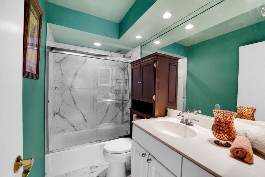 133 N Pompano Beach Boulevard, Unit 609, Pompano Beach, FL 33062 Photo