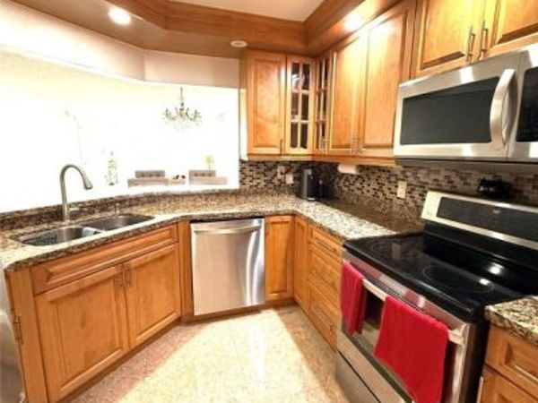 2521 NW 104th Ave, Unit 302, Sunrise, FL 33322