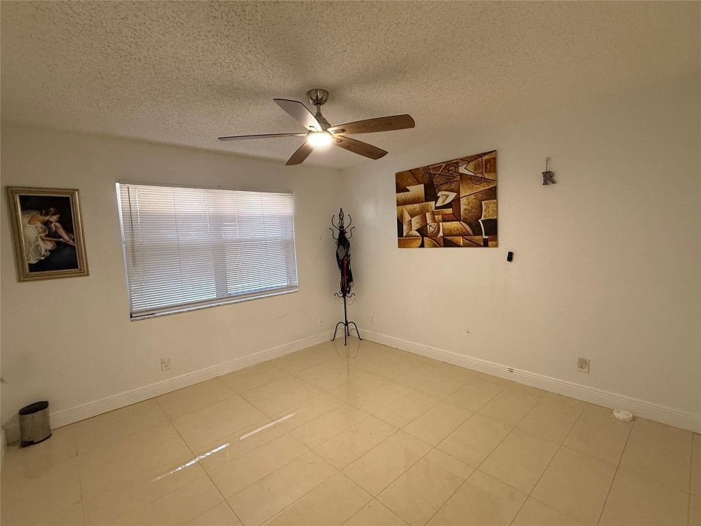 2521 NW 104th Avenue, Unit 302, Sunrise, FL 33322 Photo