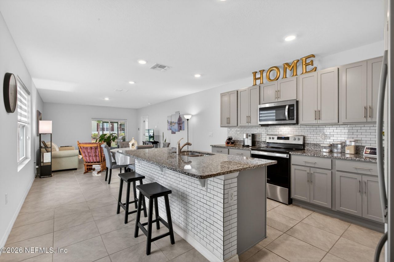 367 Caryota Court, New Smyrna Beach, FL 32168 Photo