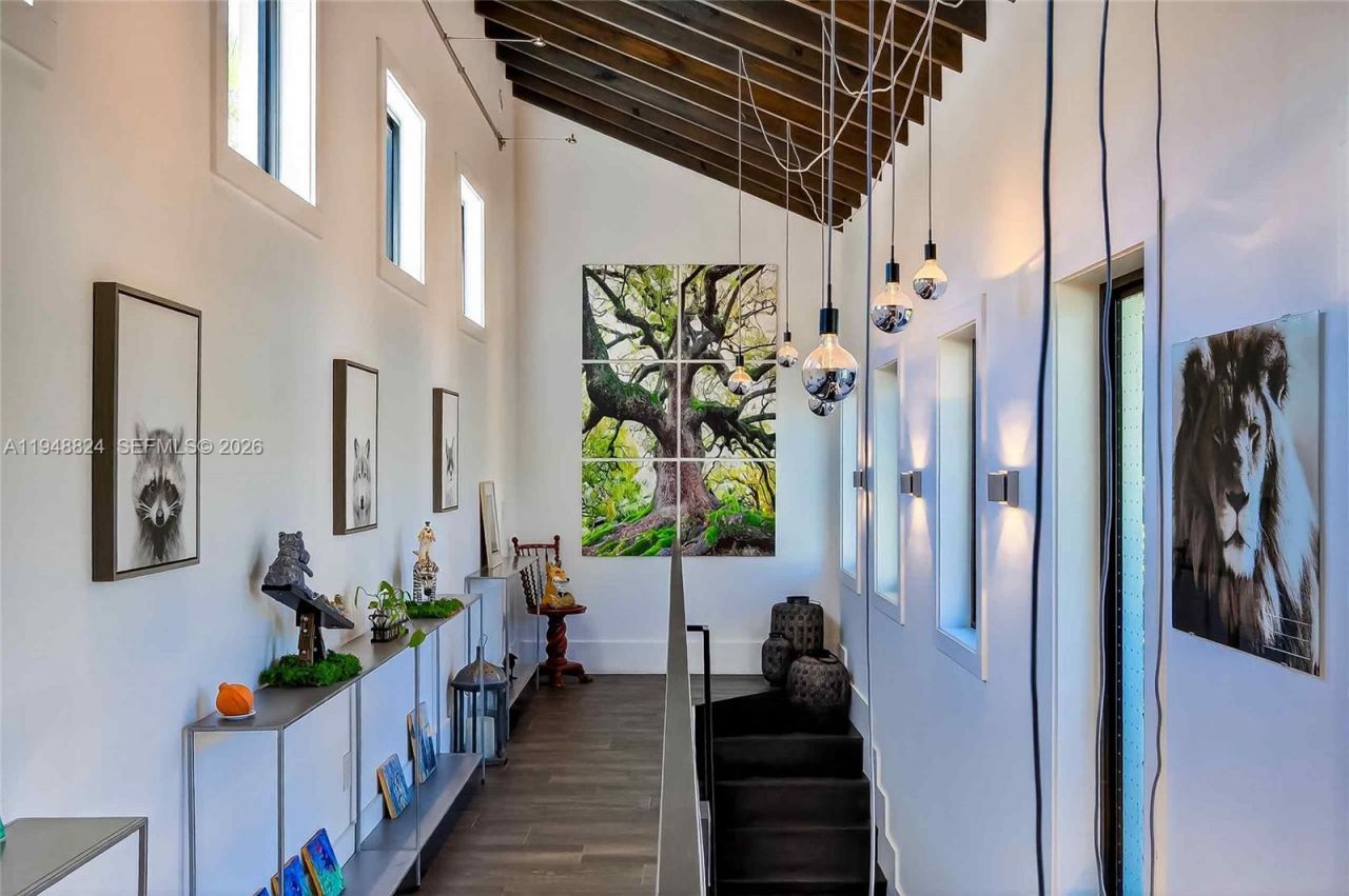 1680 Onaway Dr, Coconut Grove, FL 33133 Photo