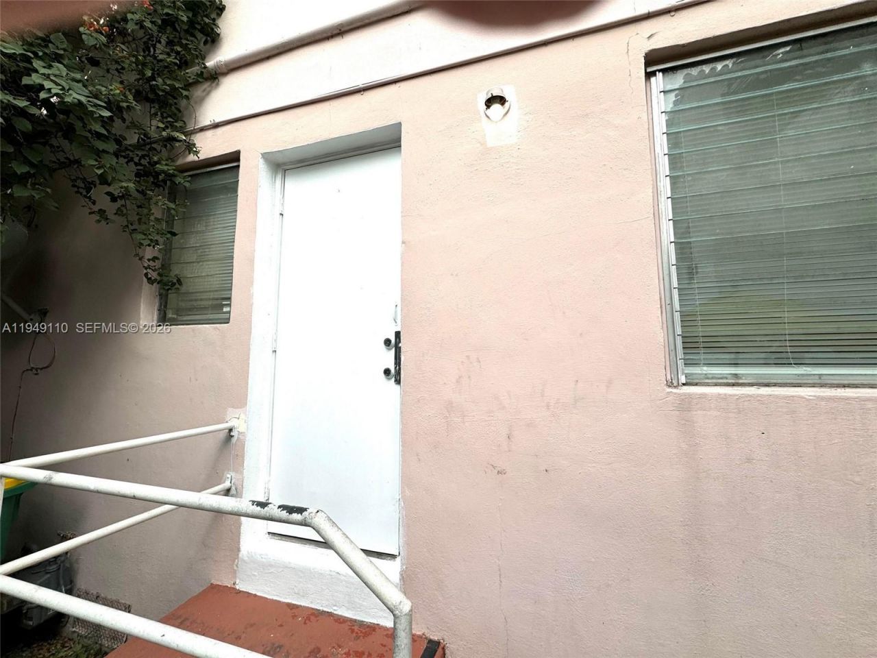 433 Santander Ave, Unit 2, Coral Gables, FL 33134 Photo