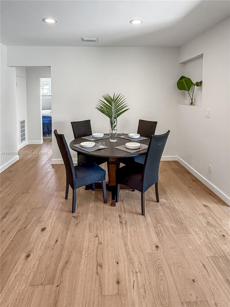 337 Forest Hill Blvd, West Palm Beach, FL 33405 Photo