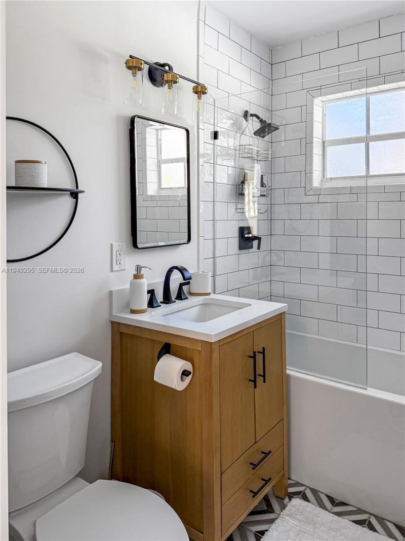 337 Forest Hill Blvd, West Palm Beach, FL 33405 Photo