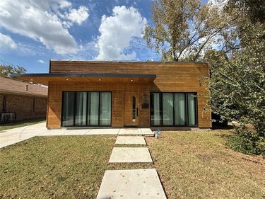 2707 Carpenter Avenue, Dallas, TX 75215