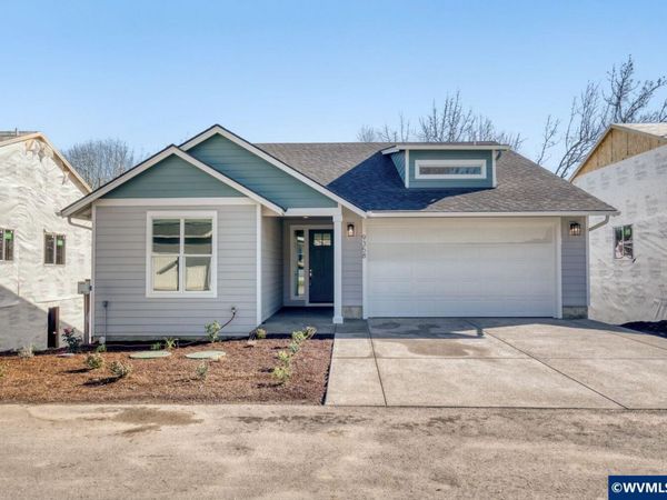 9358 Glory Ct NE, Salem, OR 97305