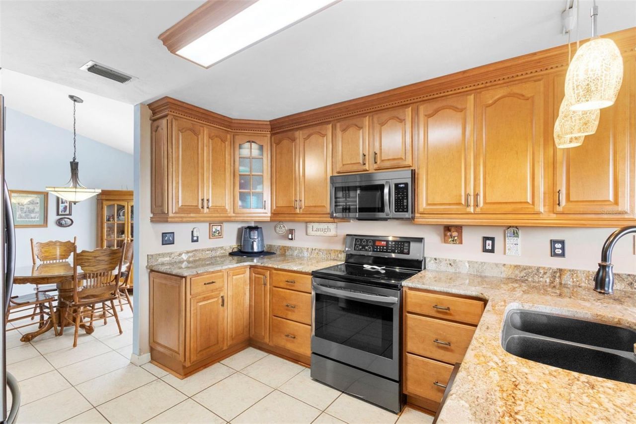 1363 Wayne Avenue, New Smyrna Beach, FL 32168 Photo