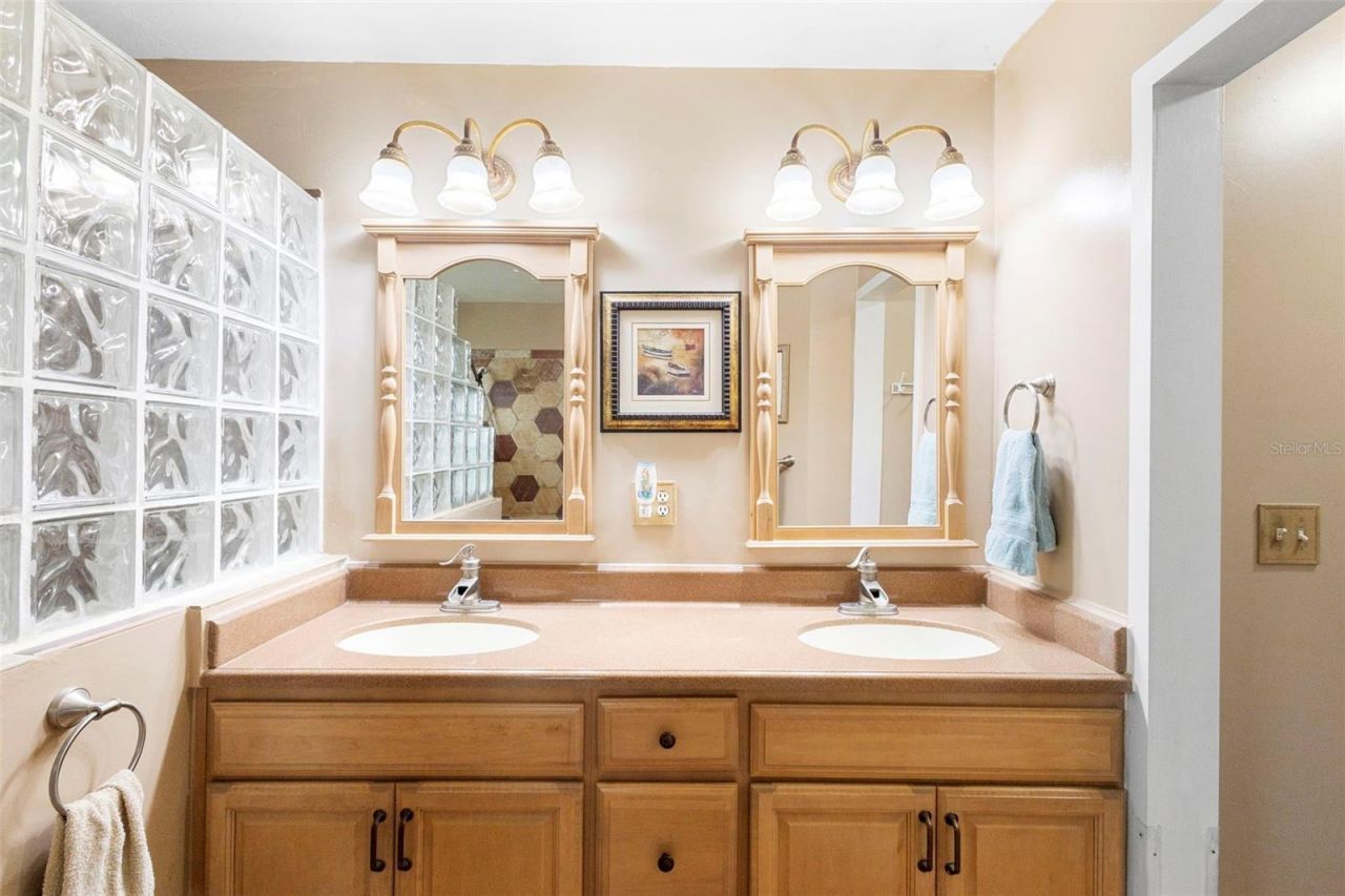 1363 Wayne Avenue, New Smyrna Beach, FL 32168 Photo